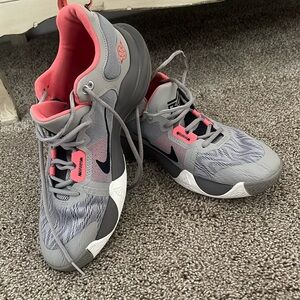 Nike Giannis shoes men 11.5